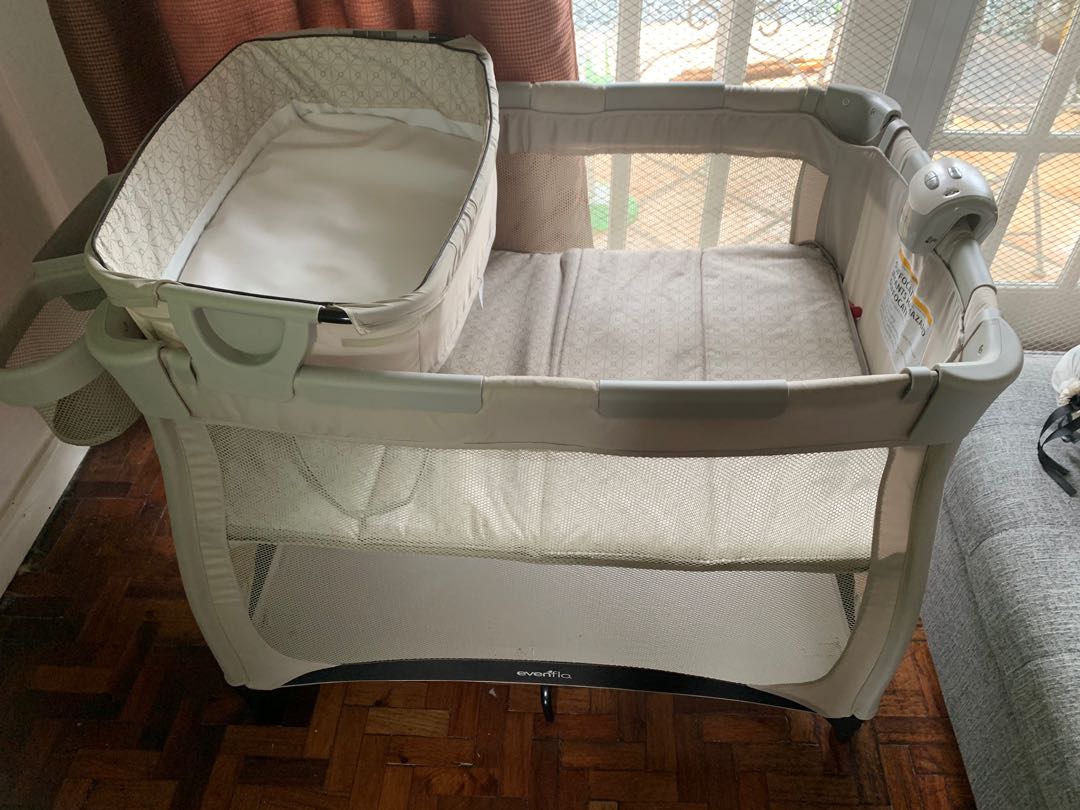 Evenflo villi travel crib Clearance