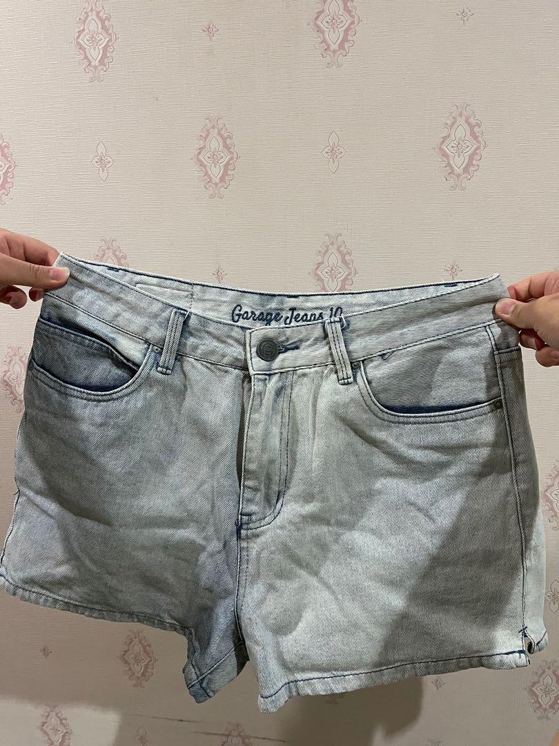 Garage Jeans 10 Light Denim Shorts 