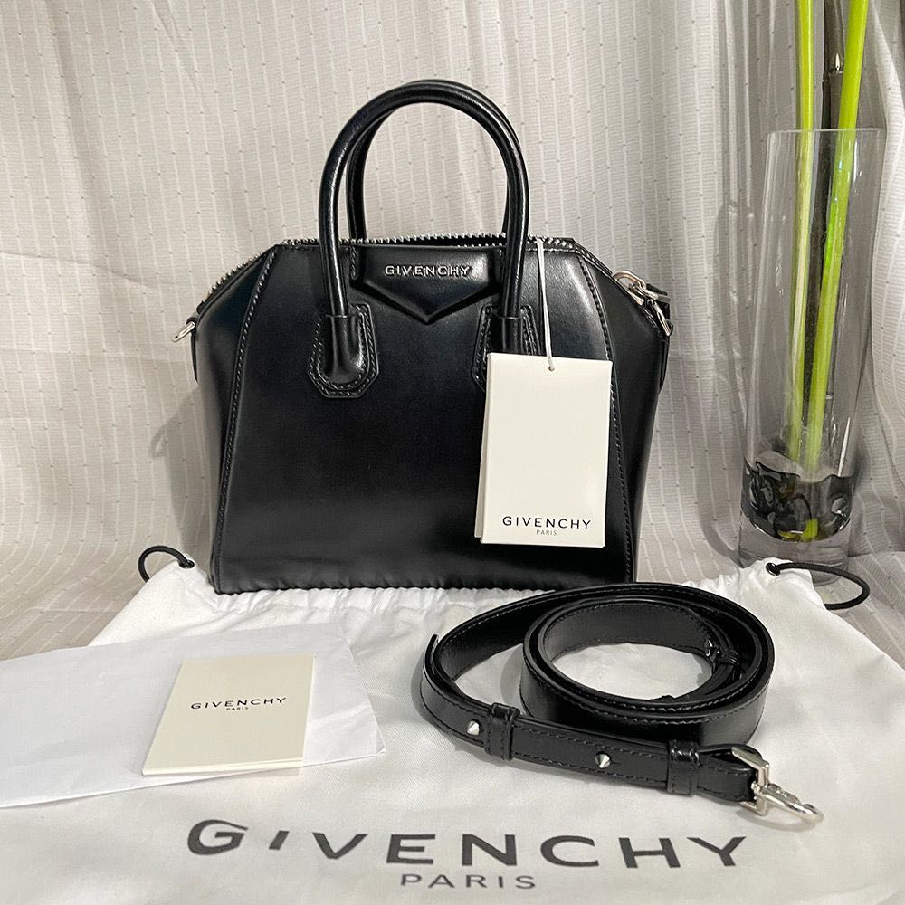Givenchy mini sales antigona smooth leather