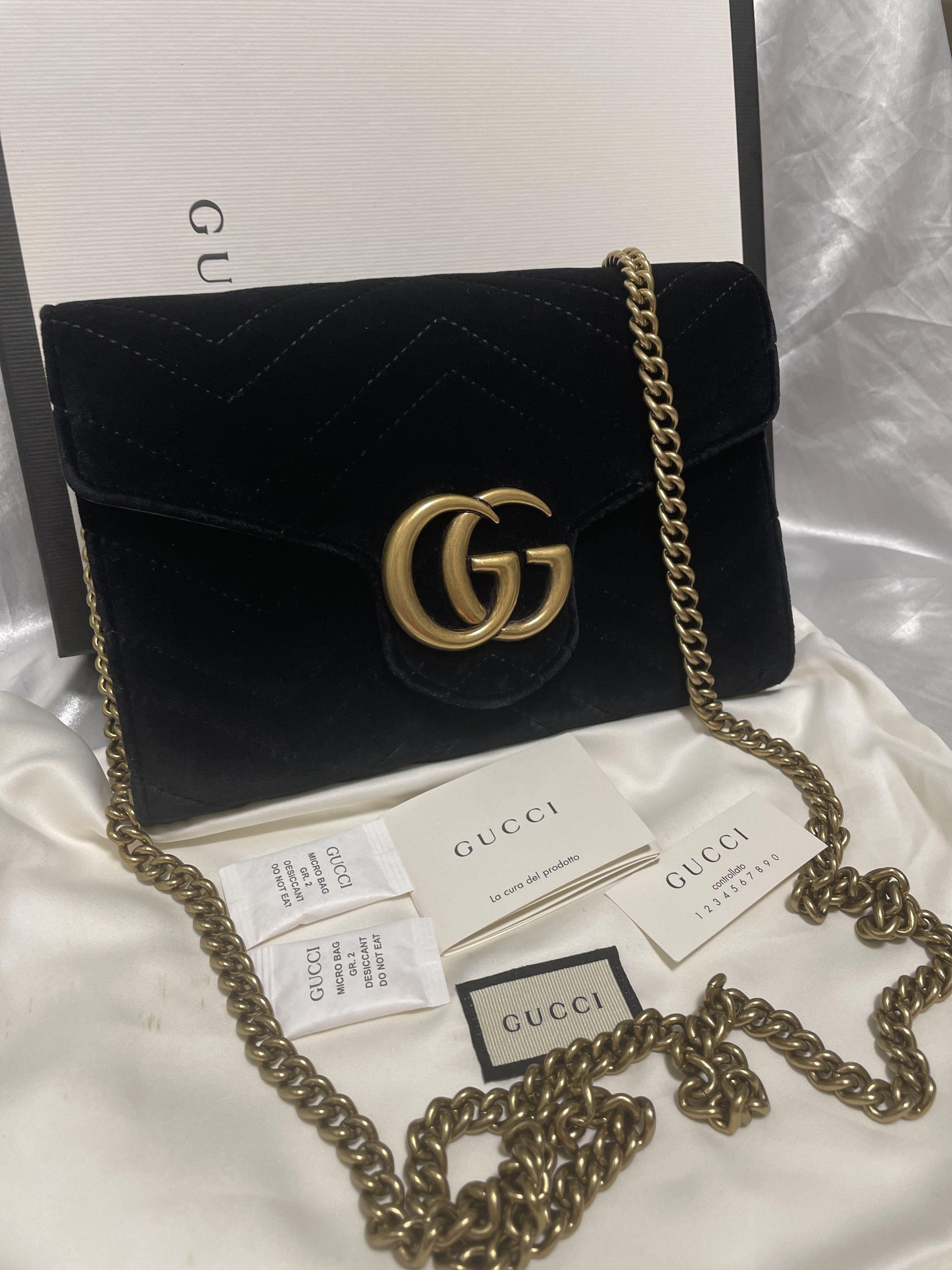 Gucci velvet outlet chain bag