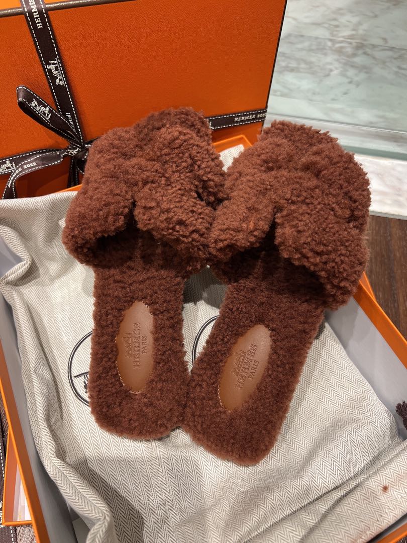 Hermes teddy bear oran sandals in size 35, Luxury, Sneakers & Footwear ...