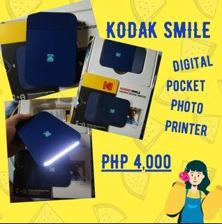 KODAK SMILE Digital Pocket Photo Printer