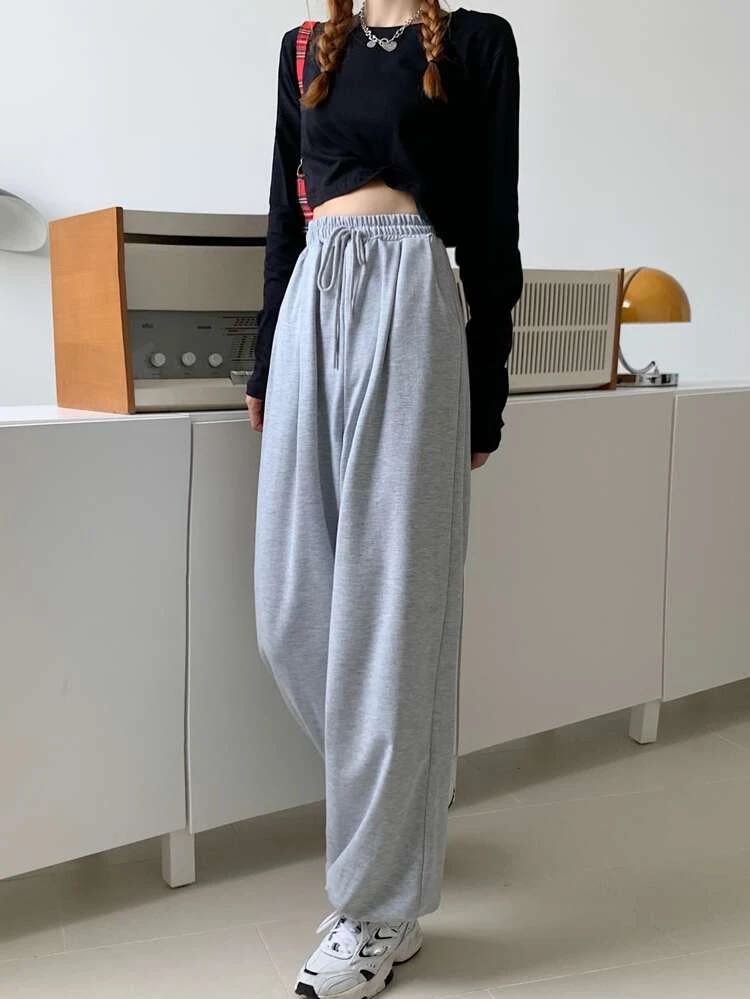 ANN2524: uniqlo women L size jogger/ uniqlo light grey jogger pants,  Women's Fashion, Bottoms, Other Bottoms on Carousell