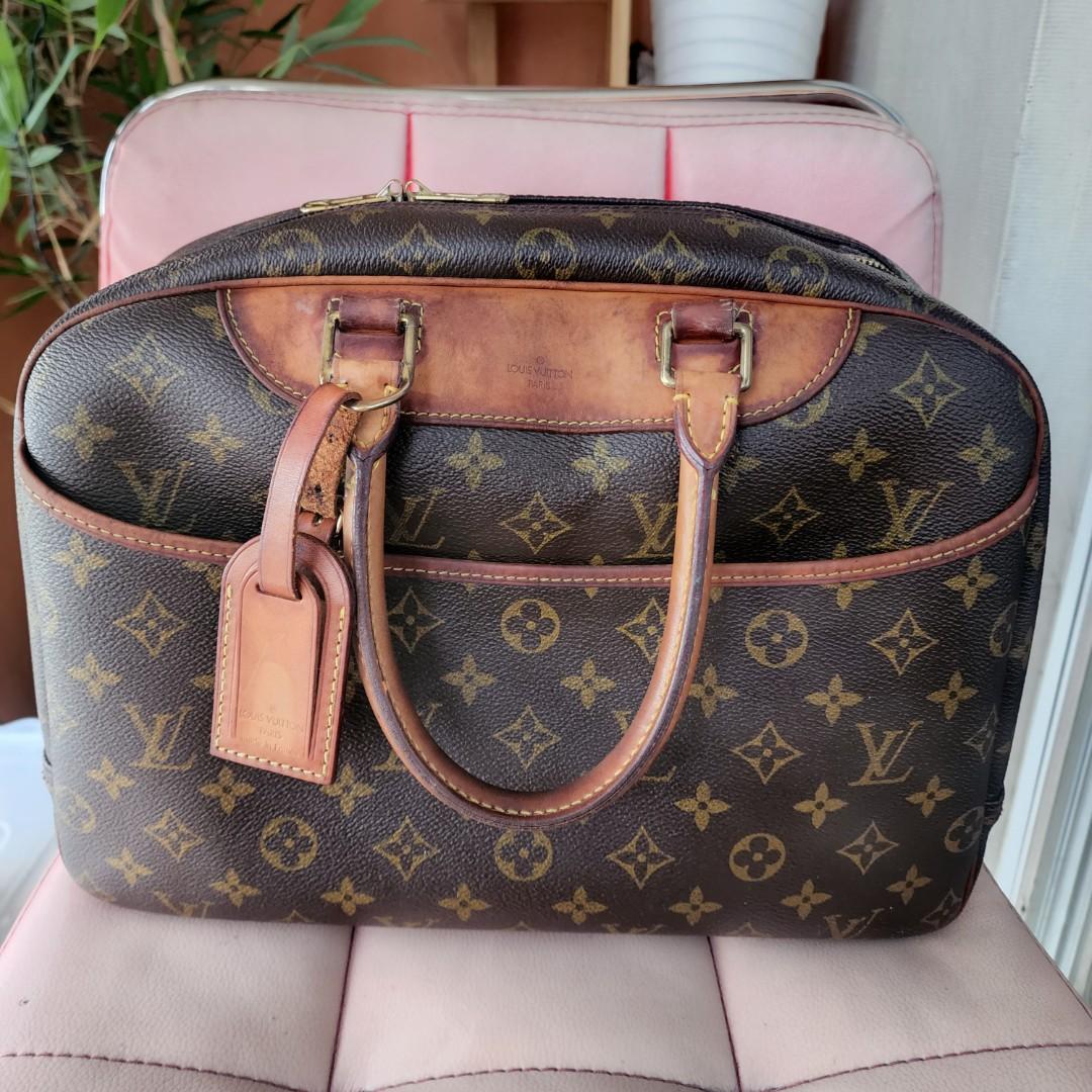 Louis Vuitton LV Deauville, Luxury, Bags & Wallets on Carousell
