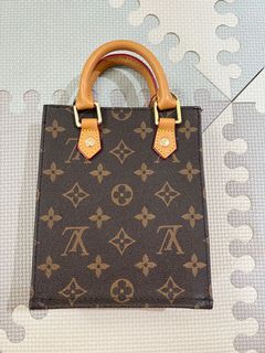 (Category: ) located in . Submitted by vickiewei (Listing ID 1170384290, Image 1). Description: .