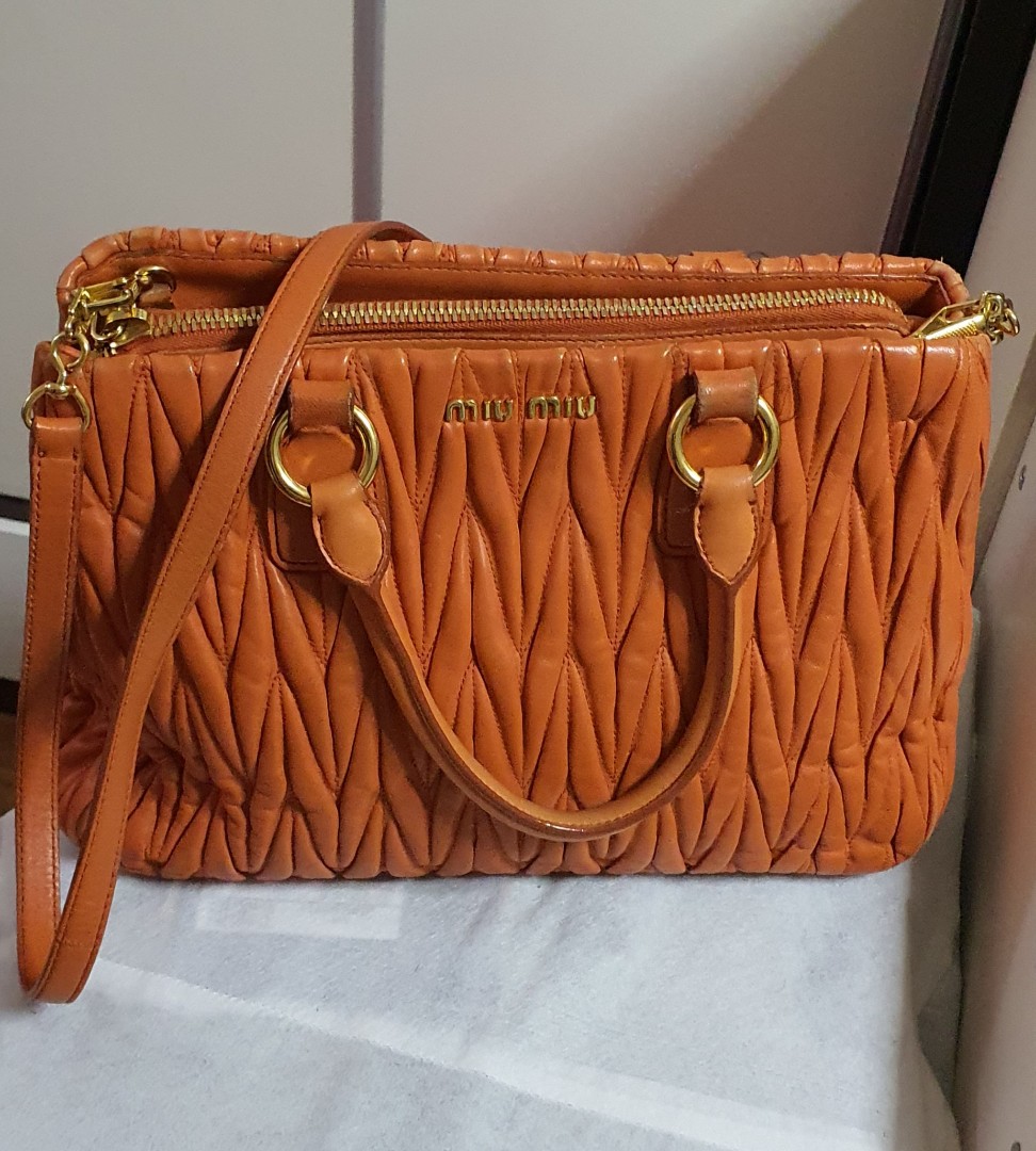 Auth MIU MIU Vitello Lux Bow Bag Cognac Colour Medium Size, Luxury, Bags &  Wallets on Carousell