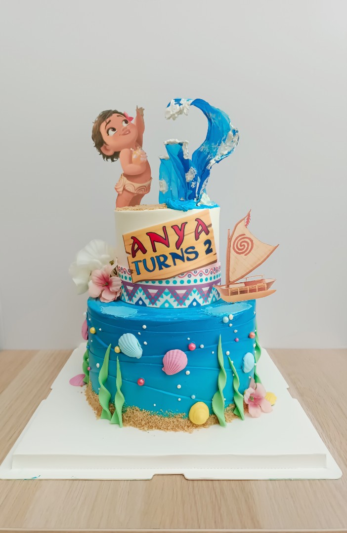 Lily Cakes - Moana themed first birthday cake and matching... | Facebook