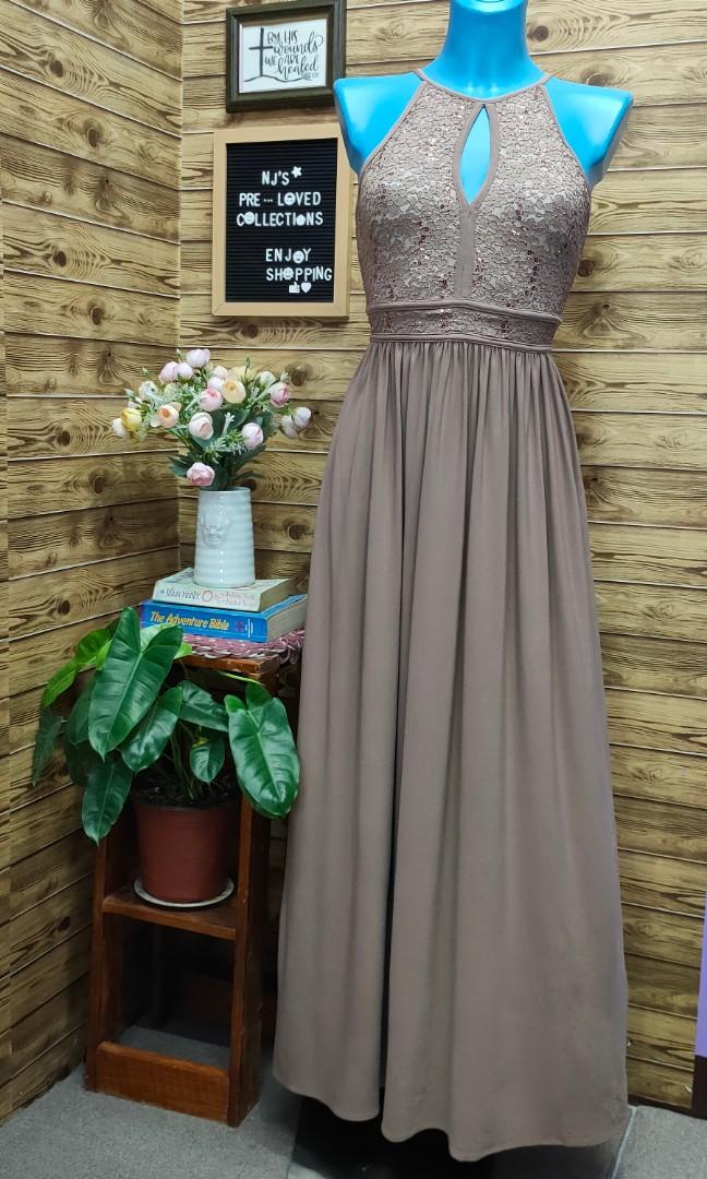 Morgan Co. Keyhole Tie Back Halter Dress with Lace