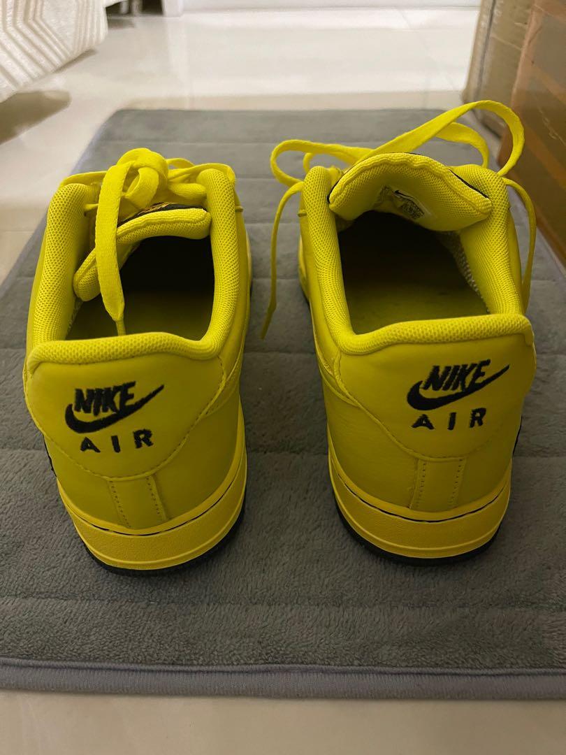 nike air force 1 gore tex dynamic yellow