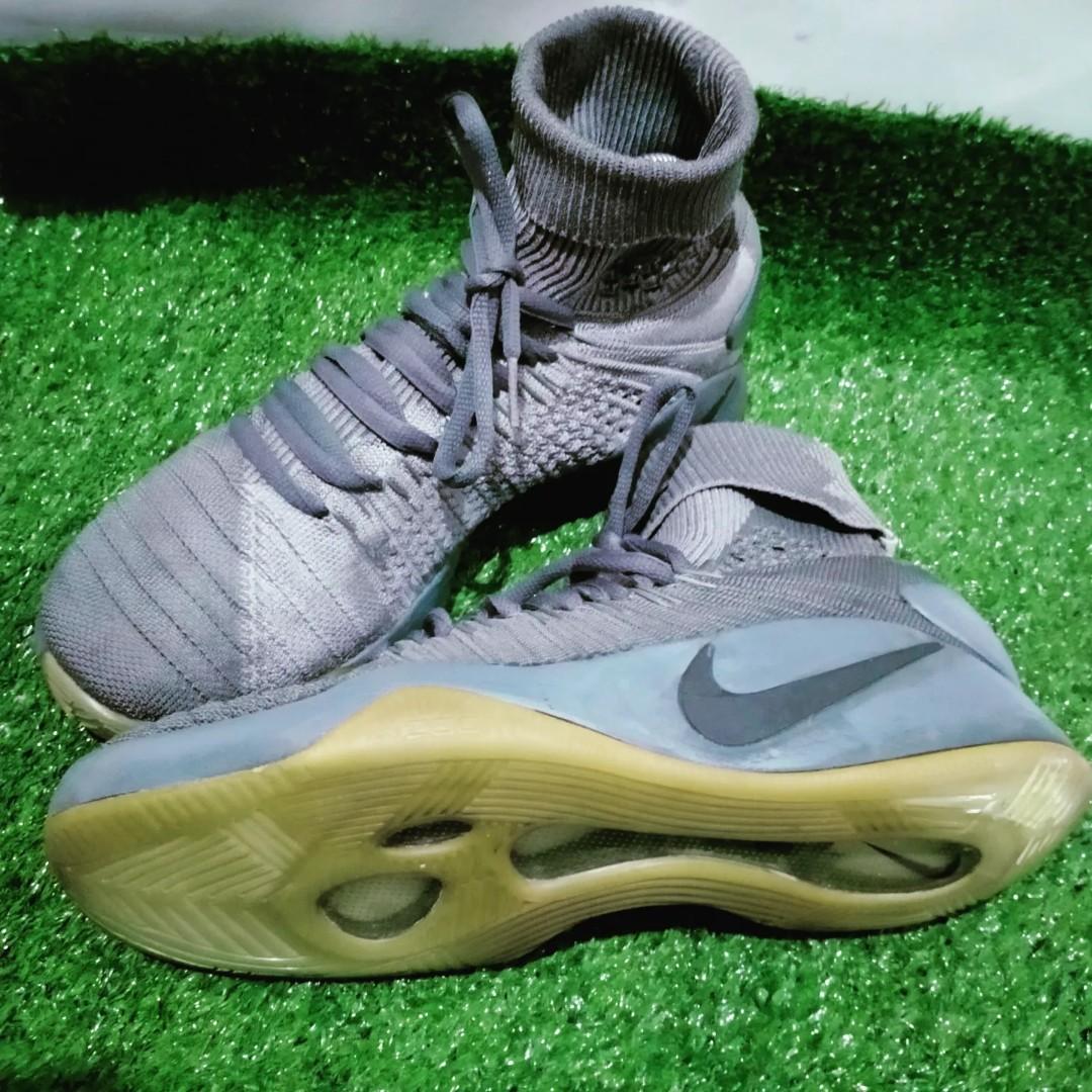 sepatu hyperdunk
