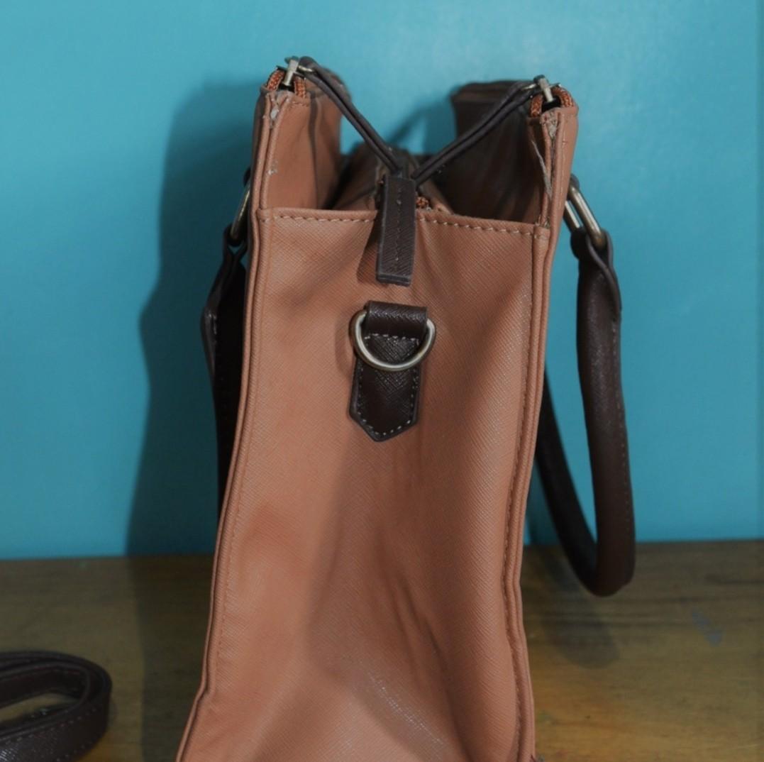 Original Adore bag, Women's Fashion, Bags & Wallets, Crossbody Bags on