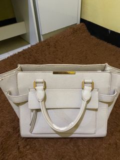 (Kategori: ) berada di . Dikirim oleh rienta28 (ID iklan 1170353190, Gambar 1). Deskripsi: .