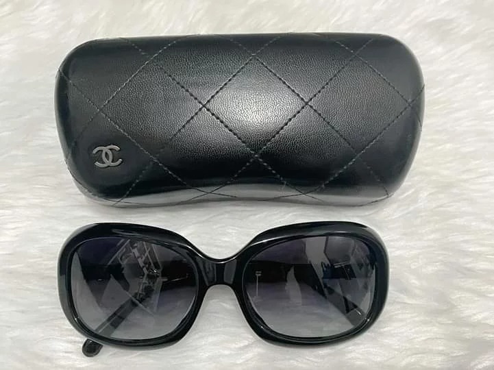 Pre- owned Chanel Shades Authentic In excellent condition With original  case Made in Italy Only minimal if any signs of wear, Women's Fashion,  Watches & Accessories, Sunglasses & Eyewear on Carousell