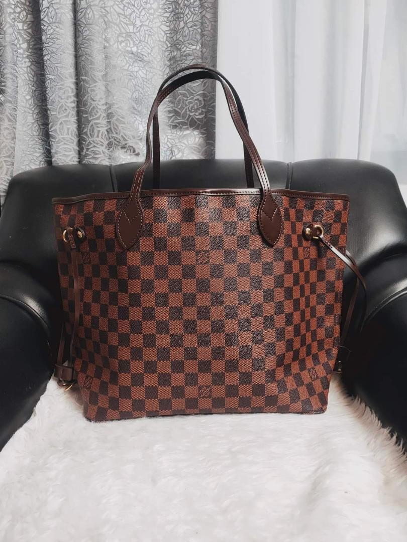 Preloved lv neverfull damier (Category: Luxury Bags & Wallets) located in Cebu City. Submitted by day.98 (Listing ID 1170422773, Image 2). Description: 🇯🇵from japan surplus 🇯🇵genuine leather 🇯🇵coded 🇯🇵coded 🇯🇵mo flaws.
