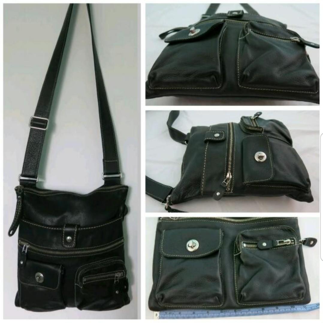 ROOTS CANADA Black Venetian Village Genuine Leather Crossbody Messenger Bag