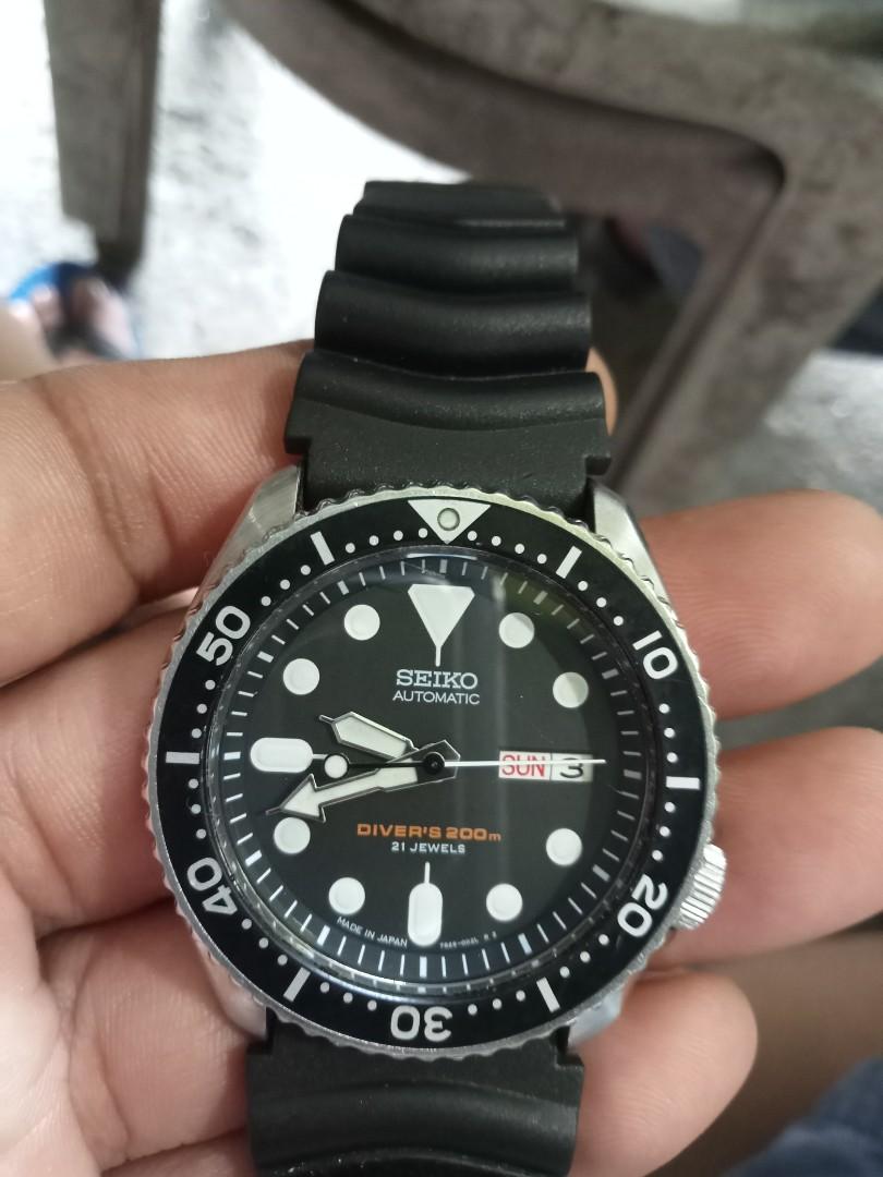 Seiko divers hotsell watch 200m automatic