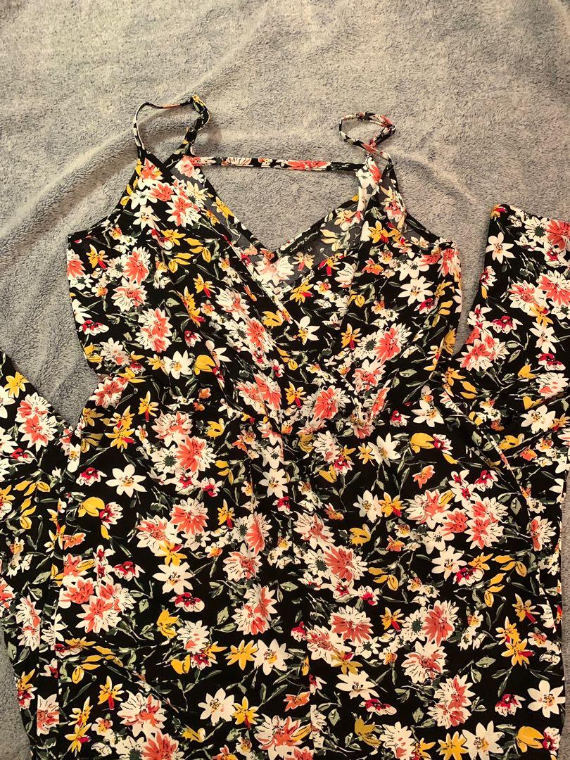 something borrowed surplice cami jumpsuit (Category: Jumpsuits) located in Bulacan. Submitted by theinternetz (Listing ID 1170460546, Image 2). Description: wts lfb ph something borrowed surplice cami jumpsuit 〰️ got it from zalora 〰️ only used once. in super good condition. 〰️ size is medium.