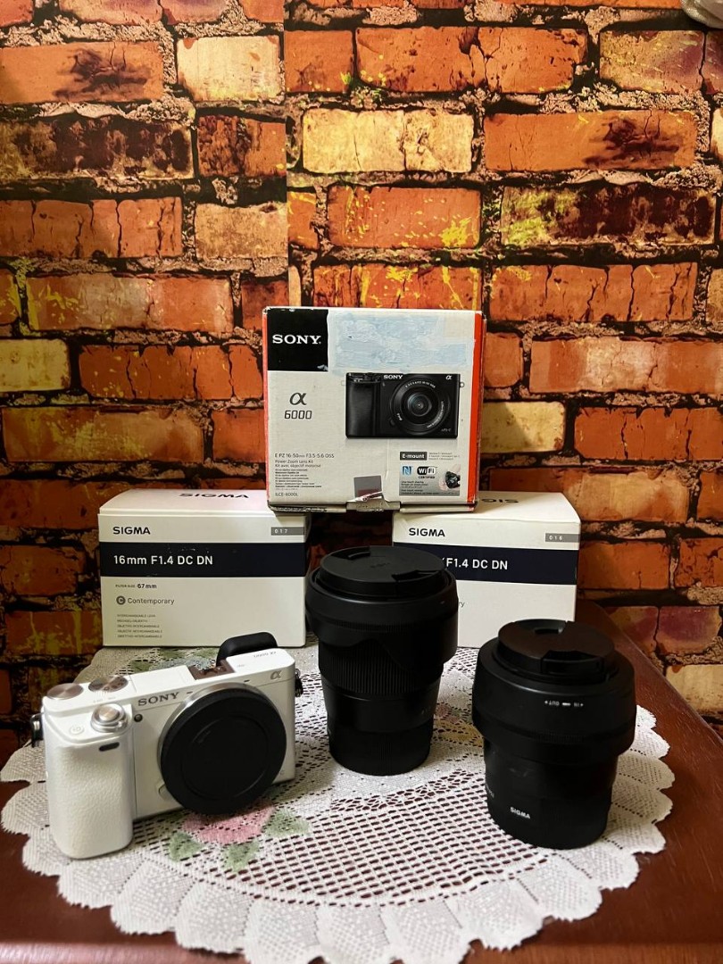 Sony A6000(used)+kit lens+prime lens, Photography, Cameras on Carousell