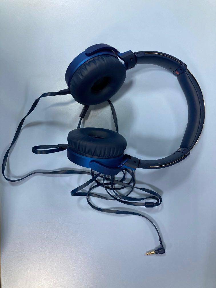 Sony MDR XB550 headphone, Audio, Headphones & Headsets on Carousell