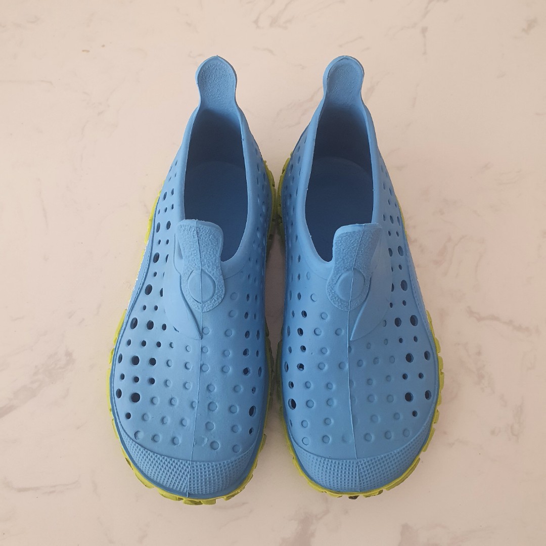 Speedo Kids Swim Shoes, Babies & Kids, Babies & Kids Fashion on Carousell