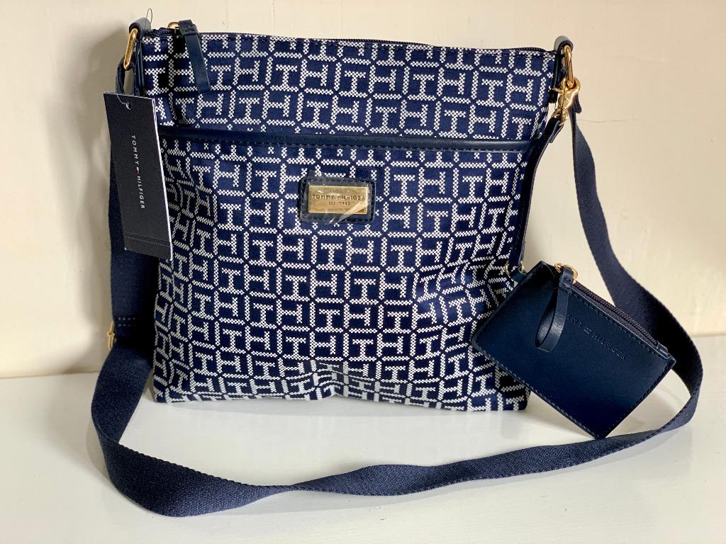 Tommy hilfiger blue purse discount