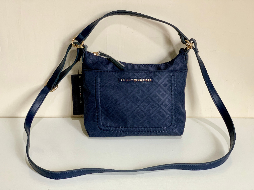 Tommy hilfiger navy blue purse top