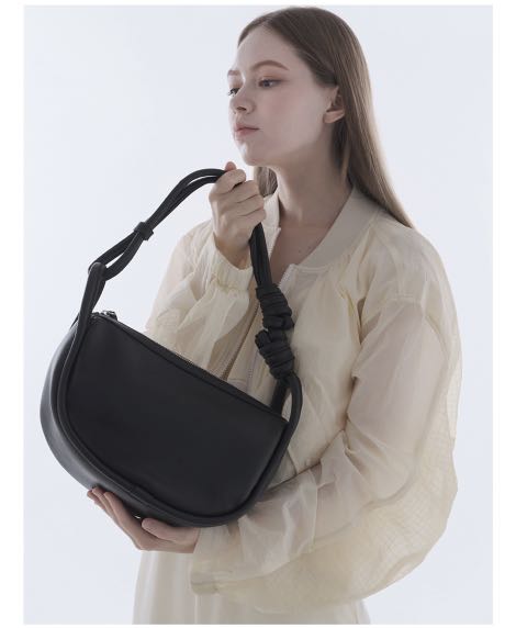 South Korea's Carlyn can be worn on the shoulder or as a crossbody
