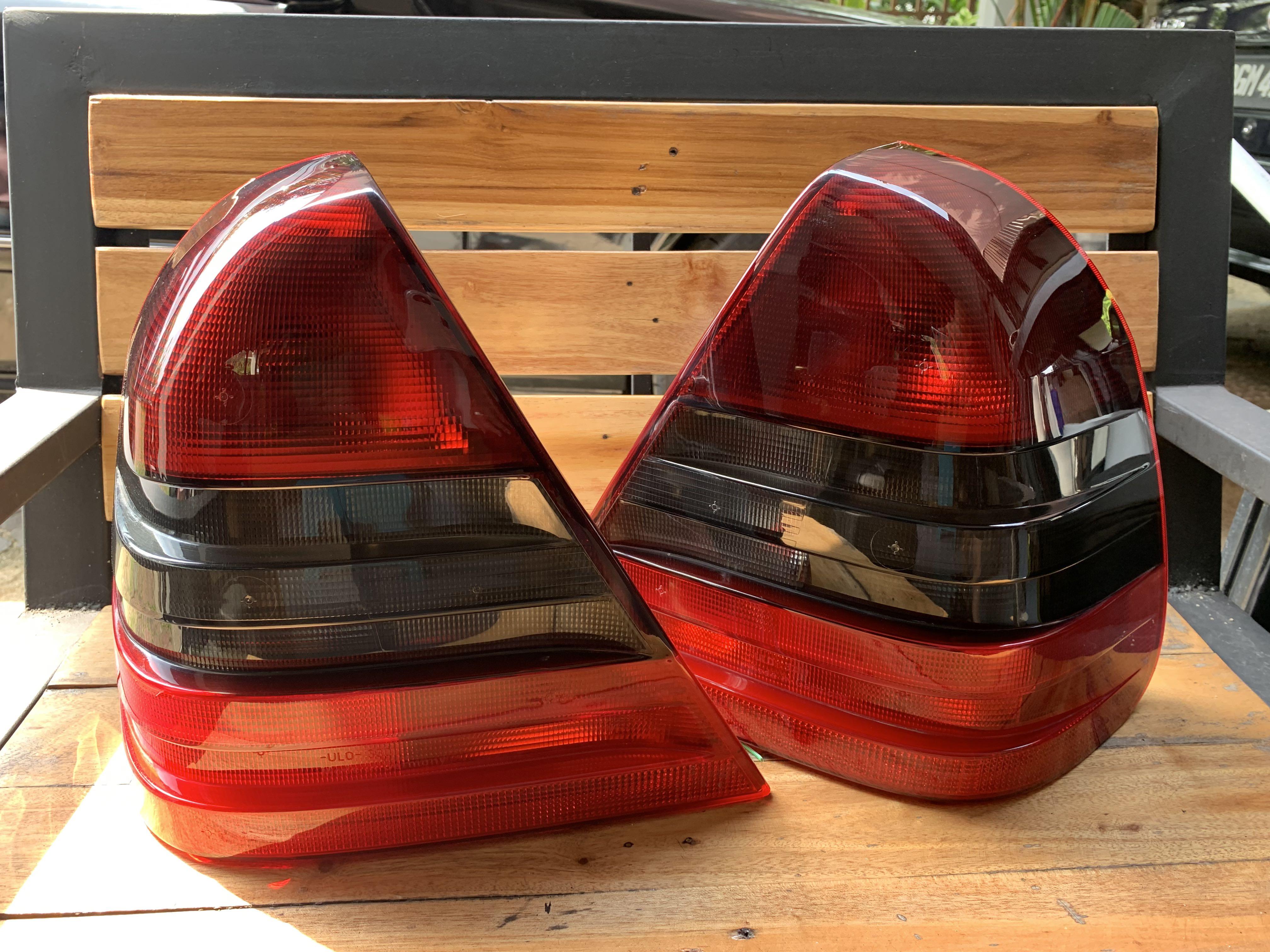 W202 tail sale lights