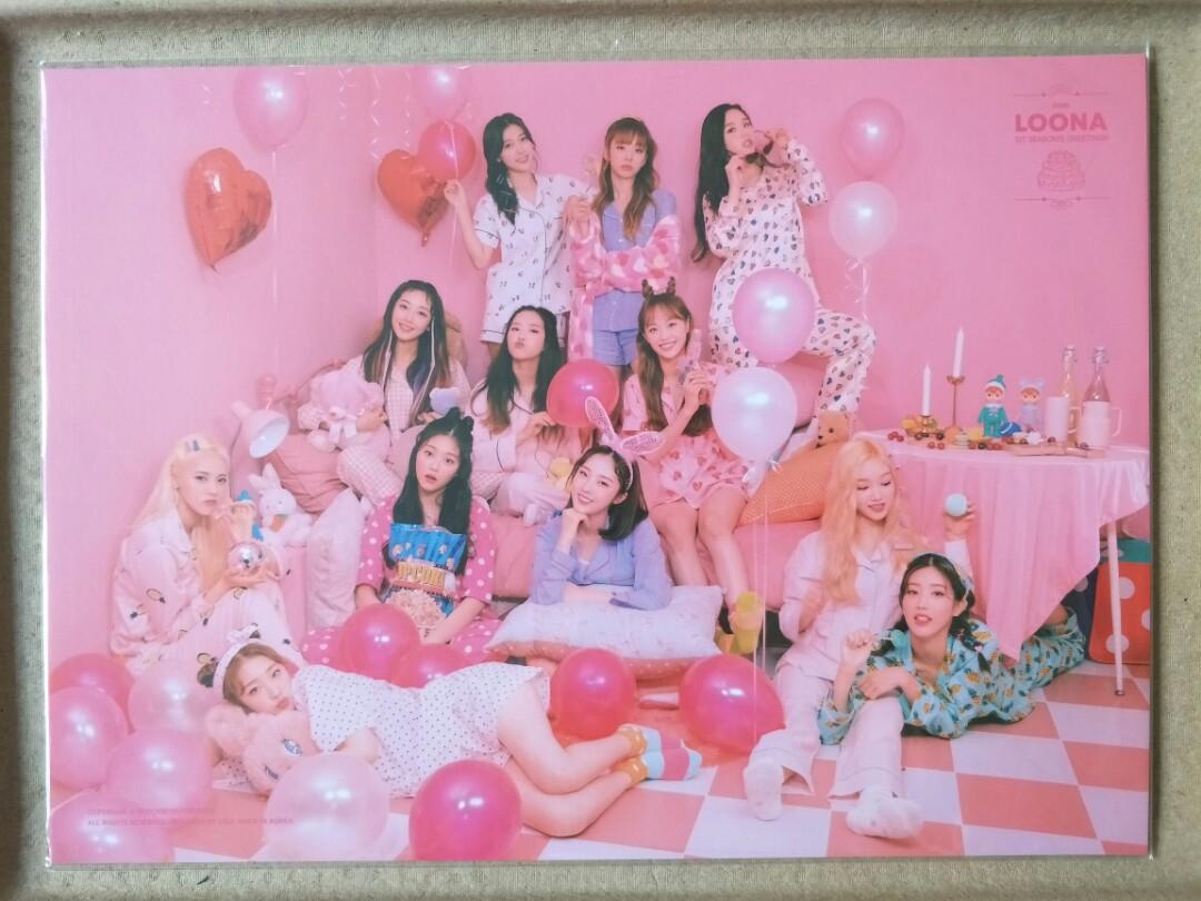 [WTS] Loona Season Greetings 2020 Mini Poster, Hobbies & Toys