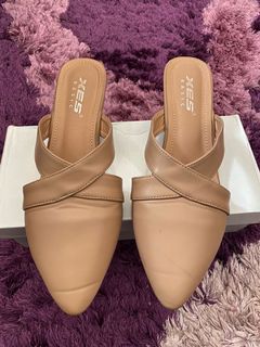(Category: ) located in . Submitted by hawardrobe (Listing ID 1170342173, Image 1). Description: .