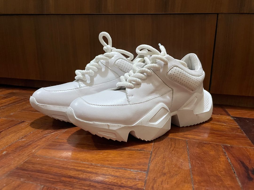 alias mae tommy sneaker