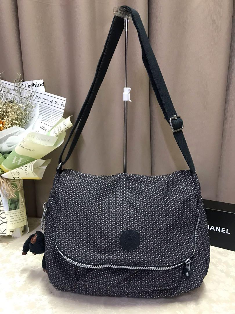 Kipling on sale adila bag