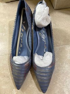 Alegra shoes raffles place top