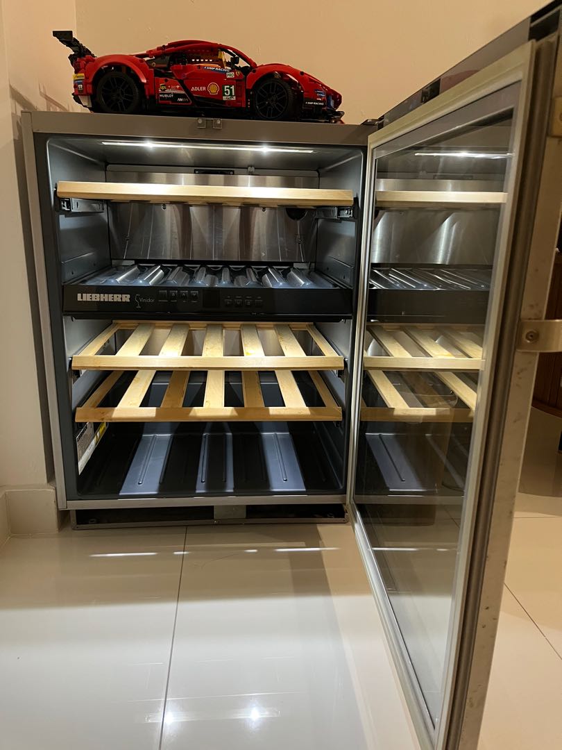 Builtin Liebherr Vinidor Wine Fridge, TV & Home Appliances, Kitchen