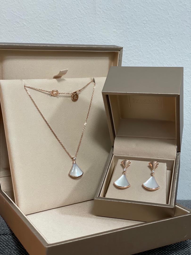 Bvlgari diva dream necklace earrings Women s Fashion Jewelry