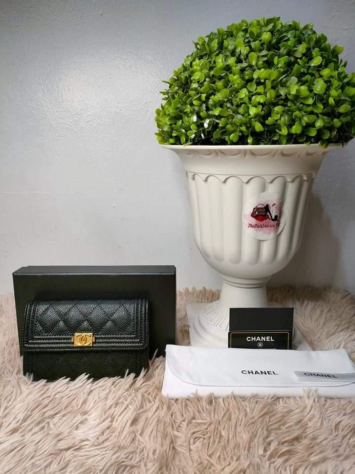 COD Chanel Boy Flap Wallet Caviar Quilted Leather (Category: Wallets & Card holders) located in Taguig. Submitted by thefabsourceph (Listing ID 1175626881, Image 2). Description: .