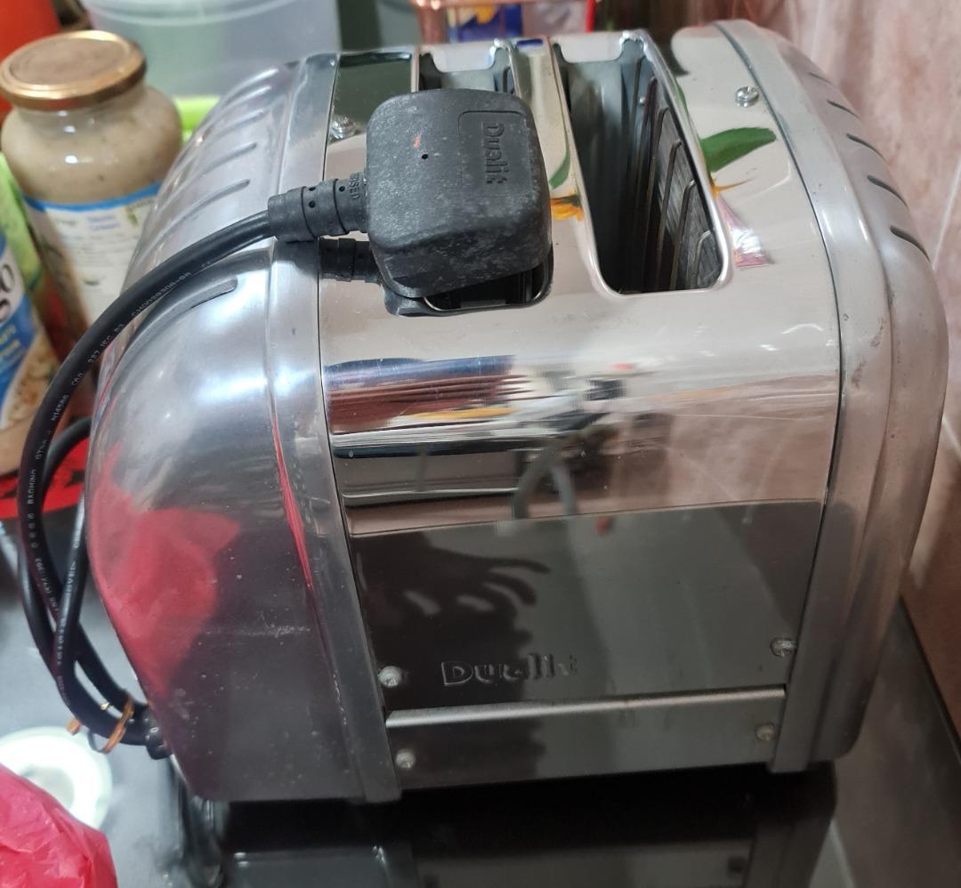 Dualit Toaster 2 slice Model A2BR/87 1250 WATTS England 2 Slice Tested