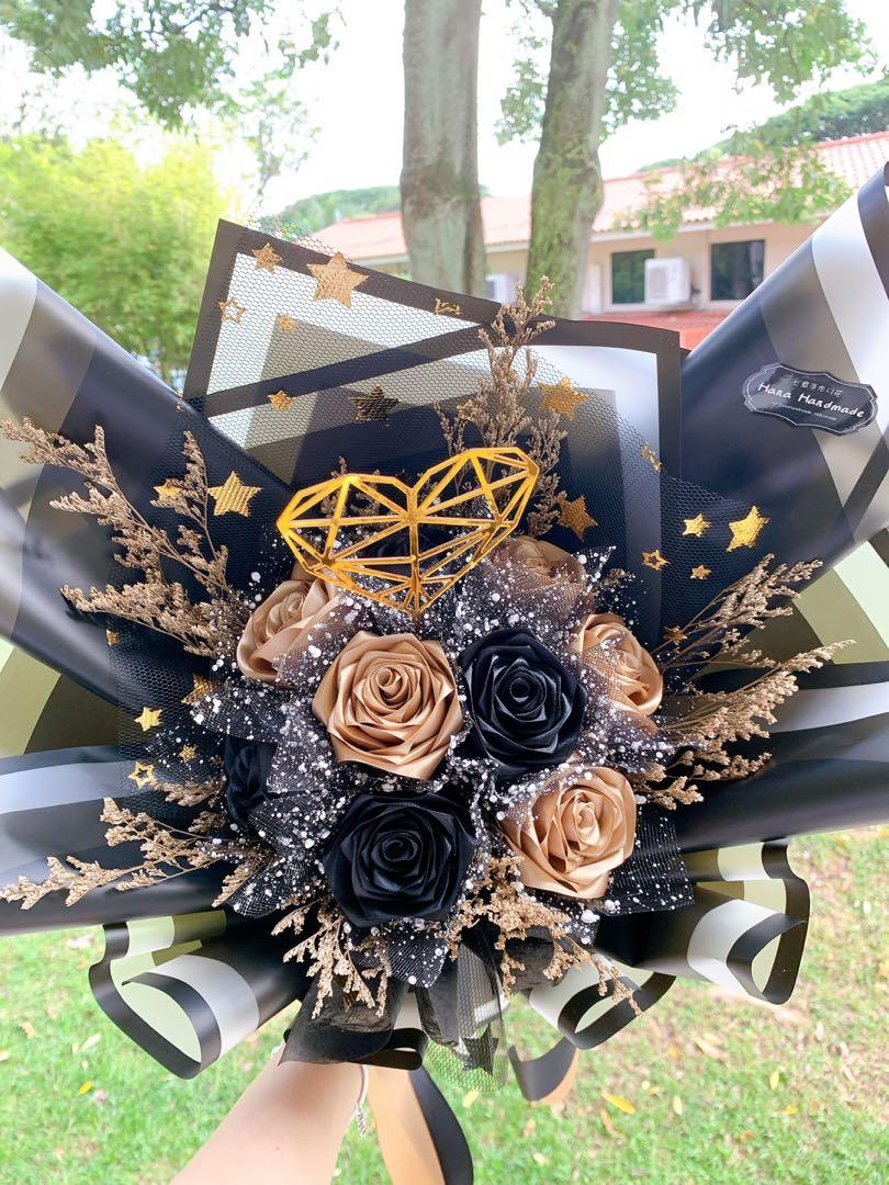 Gold sale rose black