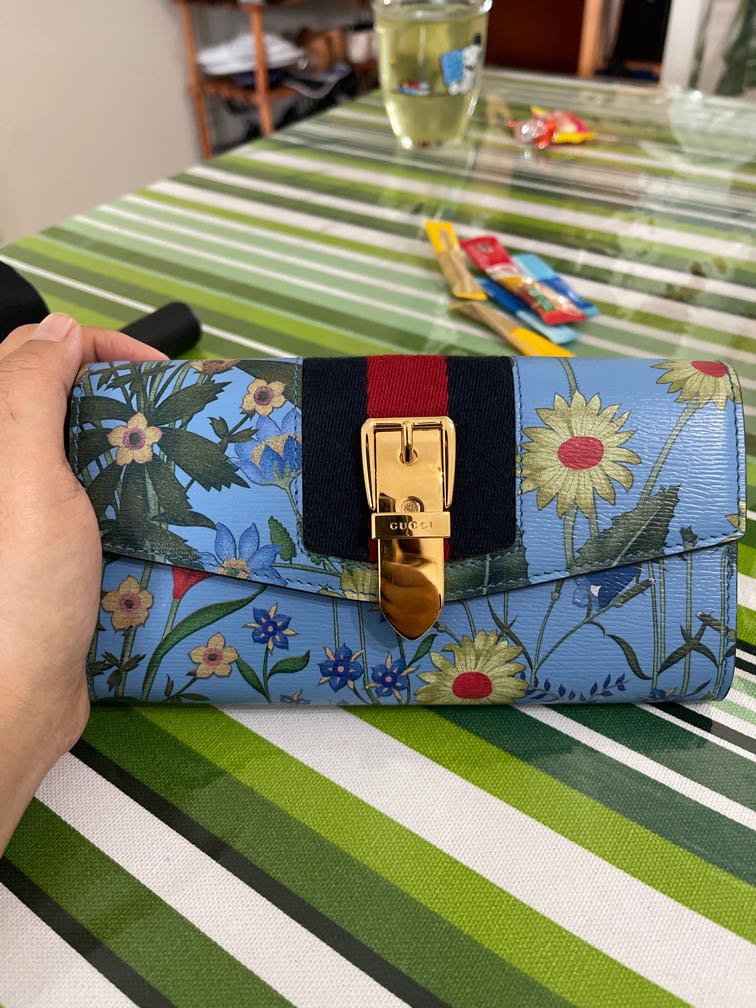 Gucci wallet, Women's Fashion, Bags & Wallets, Wallets & Card Holders