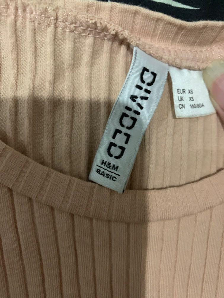 H&M Pink Ribbed Dress (Category: Dresses) located in Pasig City. Submitted by lyly8 (Listing ID 1175549984, Image 3). Description: Fits XS-S Super Stretchable Body Hugging Please no haggling last price posted! #4theplanet.