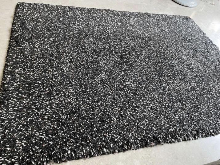 IKEA VINDUM HIGH PILE RUG GREY 133x180cm, Furniture & Home Living