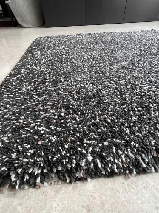 IKEA VINDUM HIGH PILE RUG GREY 133x180cm, Furniture & Home Living