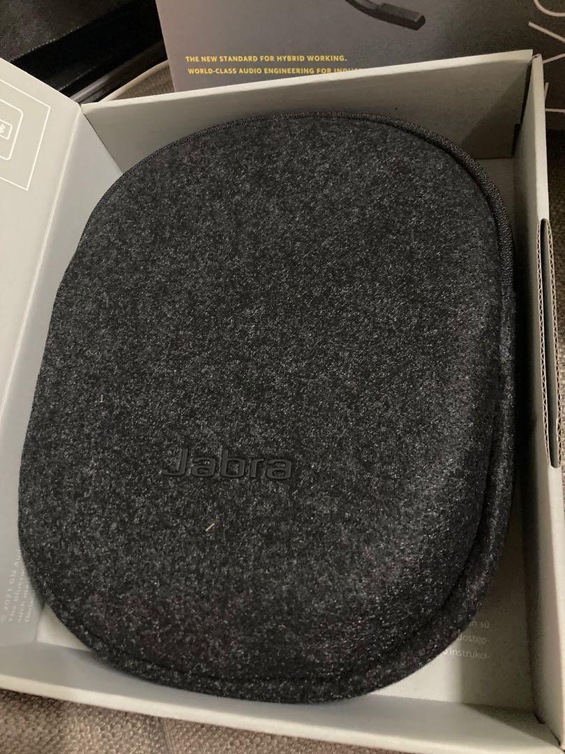 Jabra evolve2 75 (Category: Headphones & Headsets) located in Rodriguez. Submitted by elevenitsolutions (Listing ID 1175590234, Image 2). Description: brand new.