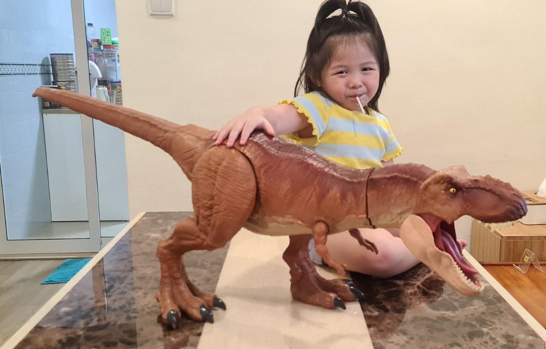 Jurassic colossal t rex on sale