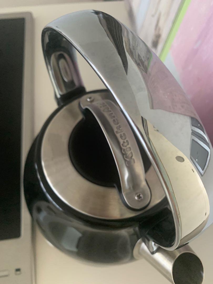 KitchenAid Kettle moving sell (original 119), Furniture & Home