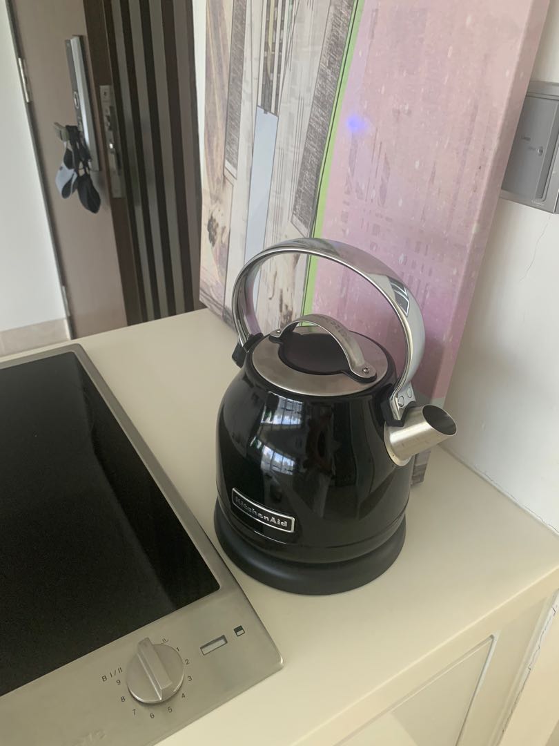 KitchenAid Kettle moving sell (original 119), Furniture & Home