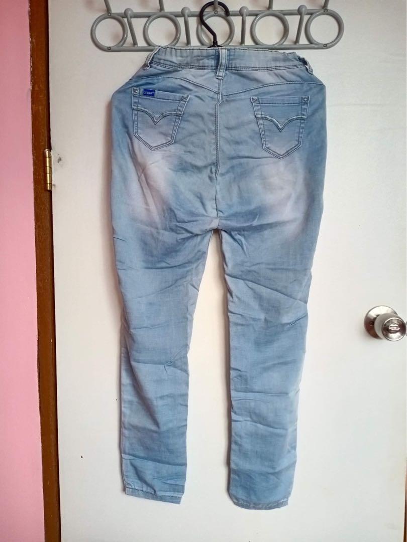 Light Washed High Waisted Soft Denim Ripped Jeans (Category: Jeans) located in General Mariano Alvarez. Submitted by lisapedrigal (Listing ID 1175494920, Image 2). Description: Brand: Crissa Condition: 4/10 Issue: Worn out Adjustable waistline Size: 24 in Prices are slightly negotiable Payment first through gcash only Buyer should shoulder the shipping fee Shopee checkout available.