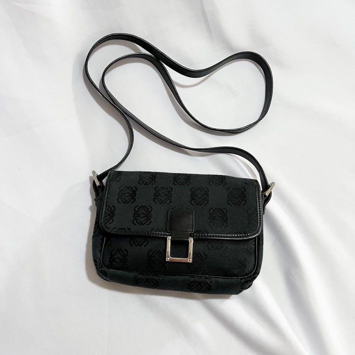 Loewe nano crossbody (Category: Luxury Bags & Wallets) located in Cavite. Submitted by spicyleo (Listing ID 1175612359, Image 1). Description: Authentic Rank AB Still in very good condition .