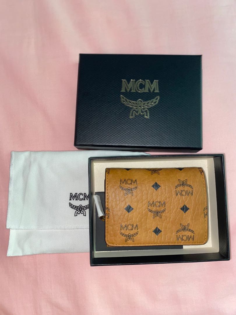 MCM Trifold Wallet in Visetos Original (BNIB), Men's Fashion, Watches & Accessories, Wallets