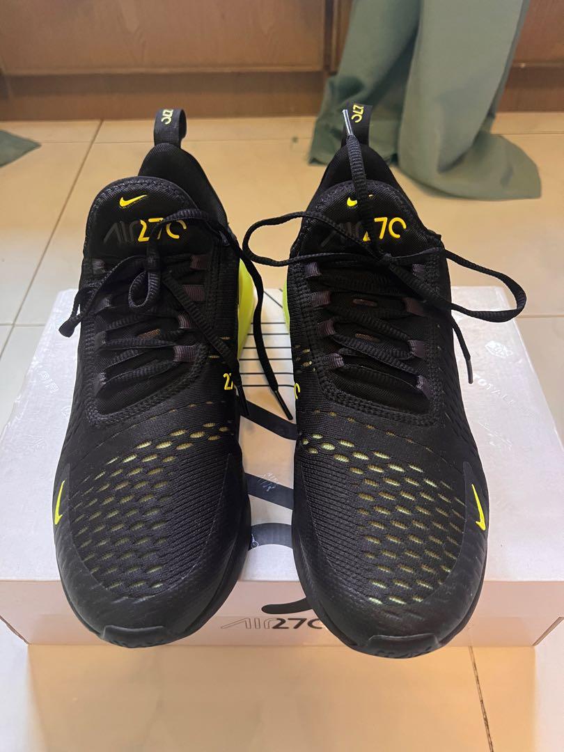 Nike air max 270. Black and volt yellow